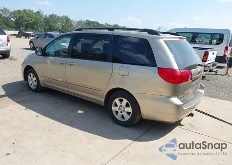 2010 Toyota Sienna Le из США, поврежденный, VIN 5TDKK4CC4AS324731